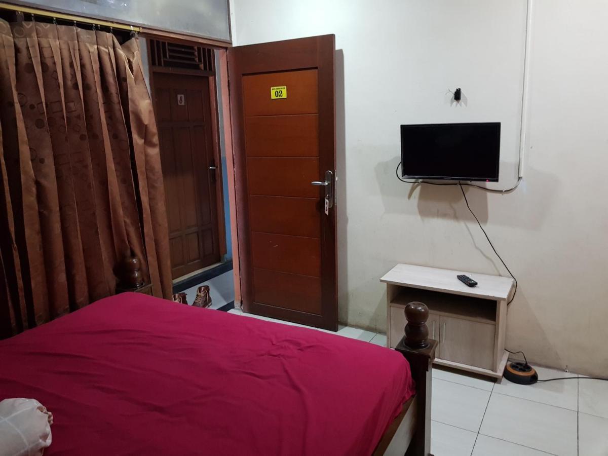 Hotel Alifah 1 Syariah Rawabokor Dua Dış mekan fotoğraf