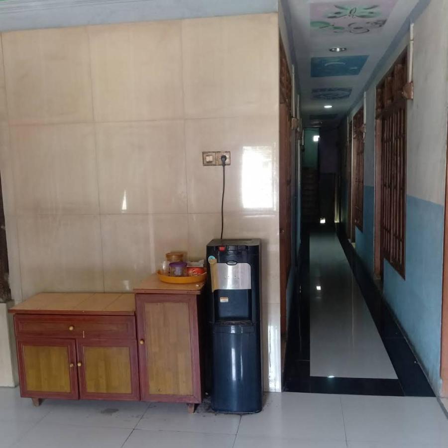 Hotel Alifah 1 Syariah Rawabokor Dua Dış mekan fotoğraf