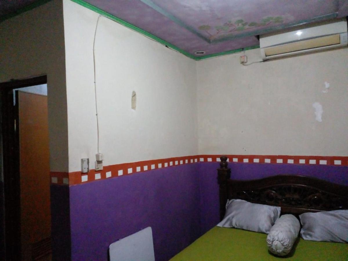 Hotel Alifah 1 Syariah Rawabokor Dua Dış mekan fotoğraf