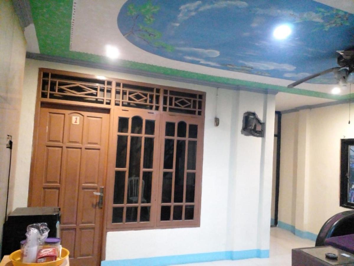 Hotel Alifah 1 Syariah Rawabokor Dua Dış mekan fotoğraf