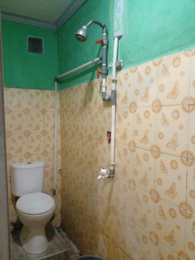 Hotel Alifah 1 Syariah Rawabokor Dua Dış mekan fotoğraf